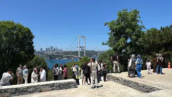Bayramın son gününde İstanbullular sahillere ve parklara akın etti