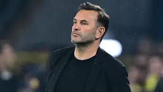 Okan Buruk, 6 oyuncunun biletini kesti!