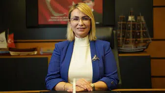 Altınova Belediye Başkanı Yasemin Fazlaca CHP'den istifa etti