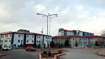 Fakülte bahçesinde feci kaza: Kuyuya düşen işçi öldü