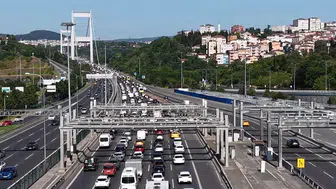Bayram dönüşü başladı: Trafikte yoğunluk alarmı!