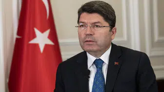 Dini değerleri aşağılama suçlamasıyla mizah dergisine soruşturma