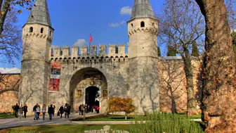 Topkapı Sarayı Pazartesi günleri açık mı? Topkapı Sarayı gece ziyaretleri başladı mı?