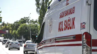 Sivas'ta otomobil ile panelvan çarpıştı: 1 ölü, 8 yaralı!