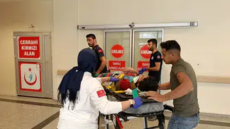 Adıyaman'da feci olay: Üzerine iskele parçası düşen işçi ağır yaralandı