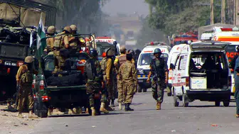 Pakistan’da ordu konvoyuna bombalı saldırı: 13 ölü