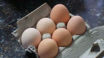 Yumurta fiyatları değişti: Küçük boy yumurtaya büyük zam!
