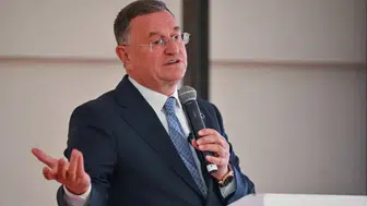 Lütfü Savaş kimdir?