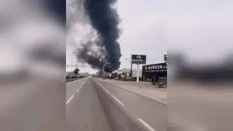 Bursa'da iş malzemesi yapan iş yerinde yangın çıktı