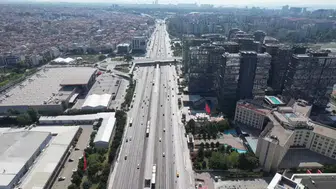 Bayramın ikinci günü İstanbul'da yollar boş kaldı
