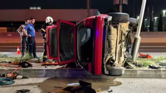 Kocaeli'de feci kaza: Otomobil takla attı, 2 yaralı!
