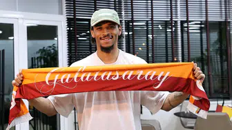 Galatasaray'ın yeni transferi Leroy Sane, İstanbul'a geldi!