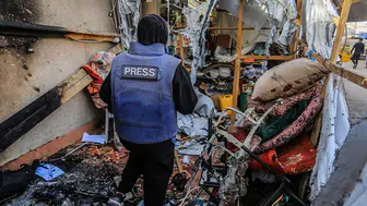 İsrail Gazze’de bir kez daha gazetecileri hedef aldı: 3 basın mensubu hayatını kaybetti