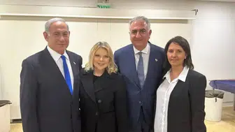 Rıza Pehlevi kimdir? İran’a monarşi geri mi dönüyor?