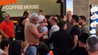 Restoranda çay krizi! 'Adamına göre muamele mi yapılıyor?'