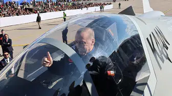 Dünya manşet yaptı: Türkiye'nin KAAN satışı çığır açtı!