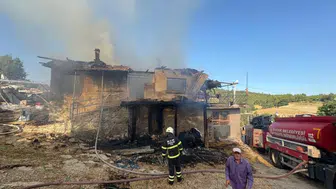 Burdur'da korku dolu anlar: Banyo sobasından yangın çıktı
