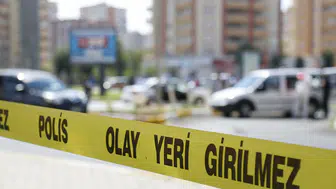 Afyonkarahisar'da yan bakma kavgası kanlı bitti: 2 yaralı!
