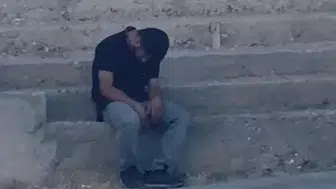 Uyuşturucu kullanan gençler sokak ortasında baygın bulundu!