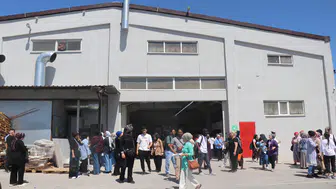 Bursa'da deprem sonrası fabrika tavanı çöktü! 3 kişi yaralandı