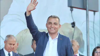 Niyazi Nefi Kara görevinden uzaklaştırıldı