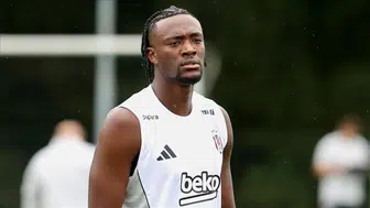 Beşiktaş'ın yıldız oyuncusu Abraham'ın evine hırsız girdi!