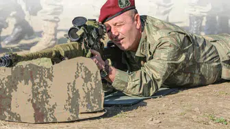 Zekai Aksakallı, OYAK Yönetim Kurulu Başkanlığına atandı