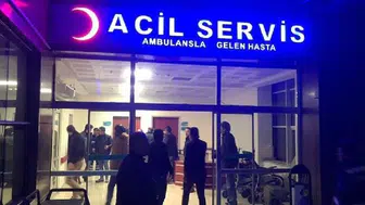 Bakkaldan dondurma alırken elektrik akımına kapıldılar!