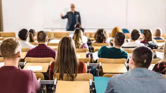 Üniversite ücretleri öğrencilerin cebini zorluyor