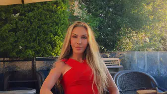 Petek Dinçöz'ün annesi estetik ameliyatla evrim geçirdi! İşte son hali!