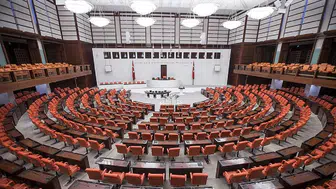 TBMM'de "yalan tweet" tartışması
