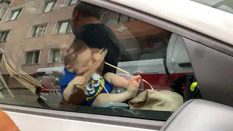 Tekirdağ'da bir baba 9 aylık bebeğini araçta bıraktı, kapıyı çilingir açtı!