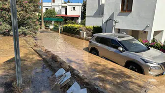 Bodrum’da patlama: Ana su hattı çöktü, evler sular altında kaldı
