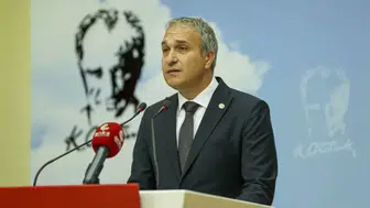 Suat Özçağdaş kimdir?