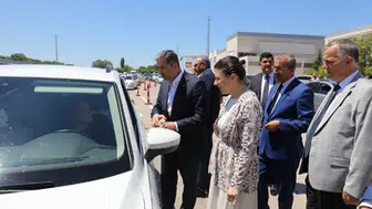 Zafer Sırakaya Kapıkule'de gurbetçileri karşıladı