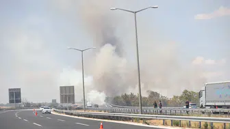 Kırklareli'nde orman yangını nedeniyle Avrupa Otoyolu trafiğe kapatıldı