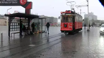 İstanbul’da beklenen yağış başladı!