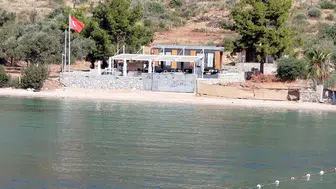 Muğla Çökertme Koyu’nda şok görüntü: Sahil, taş duvarla çevrildi
