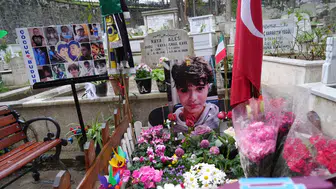 Ahmet Minguzzi ölüm yıl dönümünde kabri başında anıldı