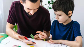 Otizmli bireyler farklı bir 'duygusal dil' mi konuşuyor? Bilim dünyası açıkladı