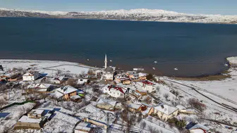 Elazığ'daki köy görenleri mest etti!