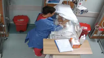 Kahramanmaraş'ta bebeğe şiddet uygulayan hemşire yakalandı