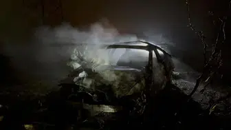 Gaziantep'te uçuruma yuvarlanan araç alev aldı : 3 kişi son anda kurtuldu