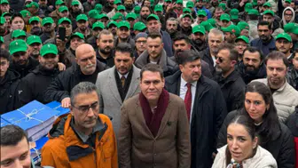 Martı TAG destekçileri Bursa UKOME önünde toplandı