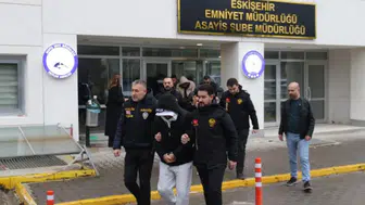 Eskişehir merkezli 6 ilde fuhuş operasyonu : 8 tutuklama