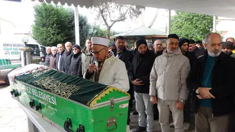 Kocaeli’de 6,5 aydır teşhis konulamayan 18 yaşındaki Dilara Gezgin vefat etti