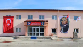 Sakarya'da cezaevinde kavga: 21 hükümlü hastanelik oldu