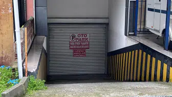 Manisa'da bir kişi, apartman otoparkında intihar etti