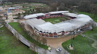 Edirne'de Tunca Nehri taştı, tarihi Er Meydanı sular altında kaldı