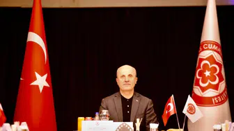 YÖK Başkanı Özvar Sivas Cumhuriyet Üniversitesi programına katıldı